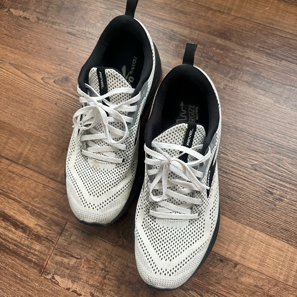 Men’s Brooks Running shoes